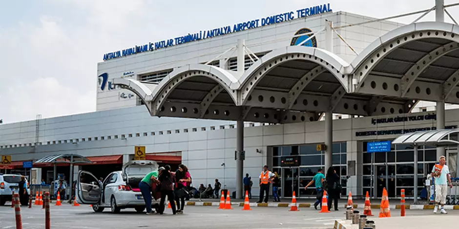 Über den Flughafen Antalya